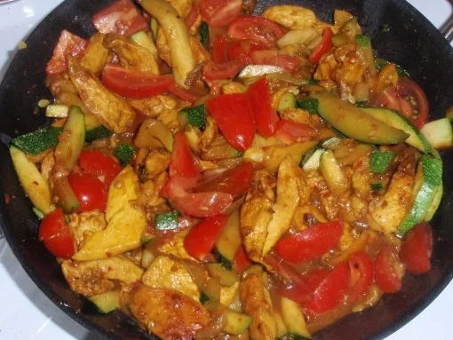 Rezept: Hähnchen-Pfanne mit Basmatireis Bild Nr. 8 Hähnchen-Pfanne mit Basmatireis - Rezept - Bild Nr. 8