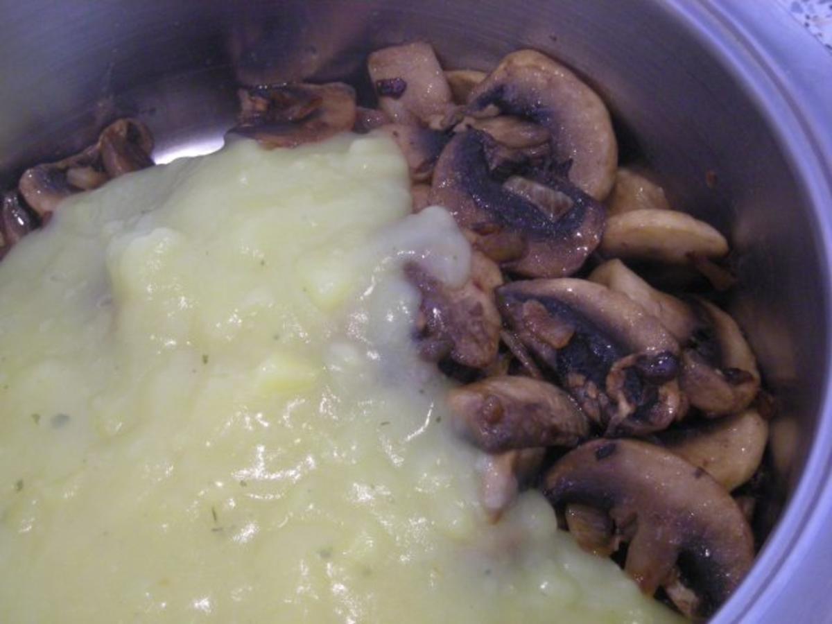 Championcremesuppe - schnell &amp; einfach - von kochqueen16
