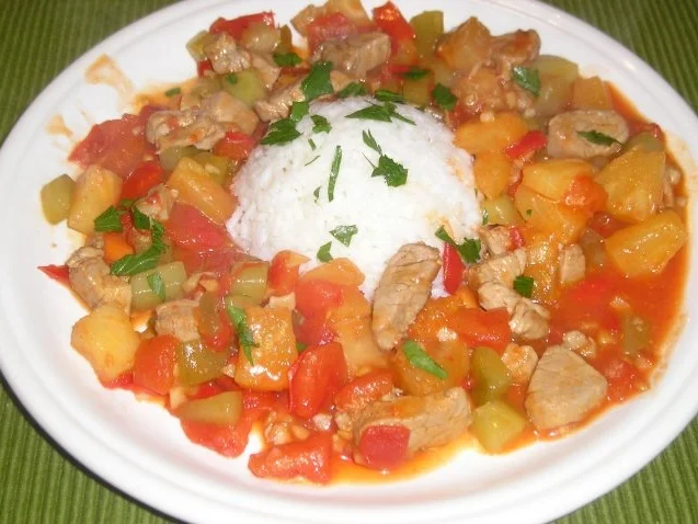 Rezept: Schweinefleisch süß-sauer mit Basmatireis Schweinefleisch süß-sauer mit Basmatireis - Rezept