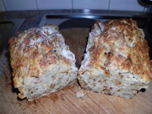 Rezept: Buttermilchbrot mit Röstzwiebeln Bild Nr. 2 Buttermilchbrot mit Röstzwiebeln - Rezept - Bild Nr. 2