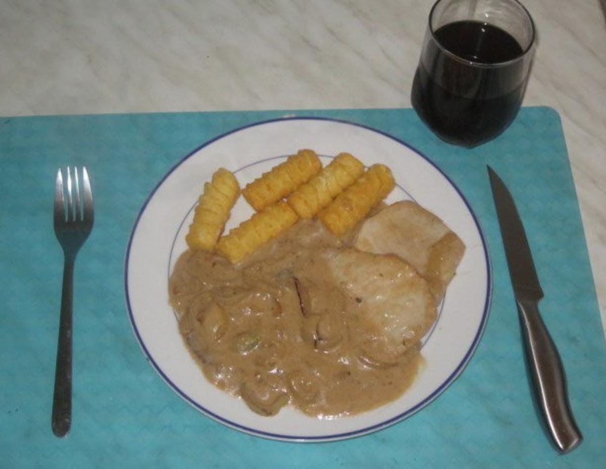 Minutensteaks mit Zwiebelsoße & Kroketten - Rezept Durch Starfleet