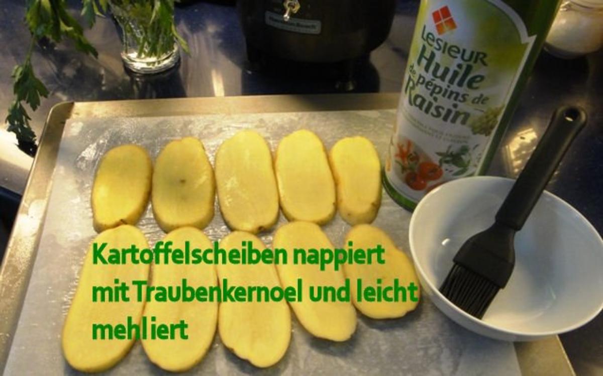 Knusper-Sole-Filet auf rohem Rote-Beete-Salat mit Kraeuter-Ofenkartoffeln - Rezept - Bild Nr. 4