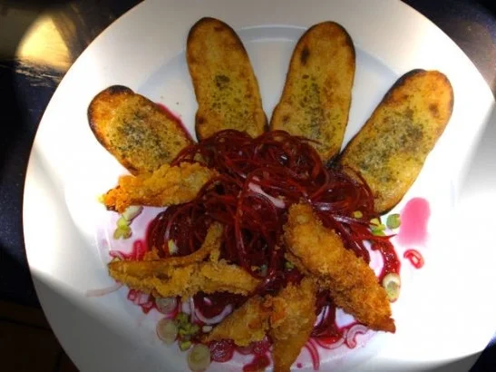 Knusper-Sole-Filet auf rohem Rote-Beete-Salat mit Kraeuter-Ofenkartoffeln - Rezept - Bild Nr. 7