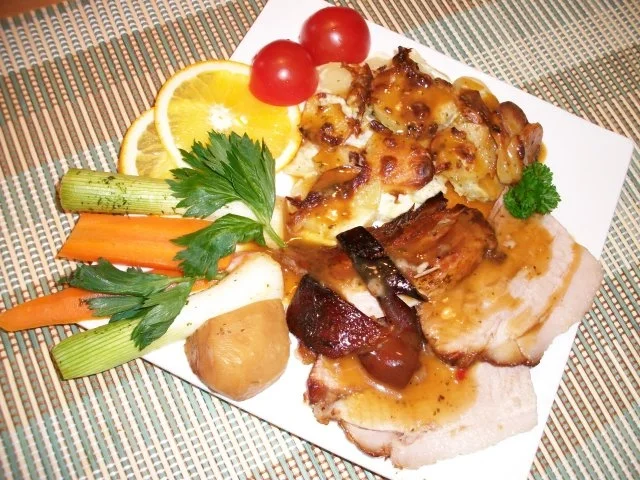 Schinkenkrustenbraten in Apfel, Orange und Honigsoße. Mit kleiner Gemüsebeilage. - Rezept - Bild Nr. 4