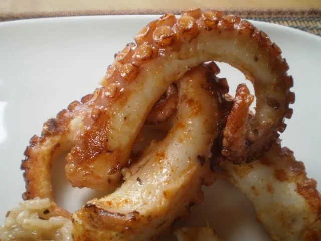 Pulpo gegrillt mit Pfifferlingsrisotto und Bohnen - Rezept - Bild Nr. 4