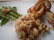 Pulpo gegrillt mit Pfifferlingsrisotto und Bohnen - Rezept