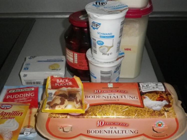 Rahm Kirsch Kuchen - einfach - von Angi54 Rahm Kirsch Kuchen - einfach - von Angi54