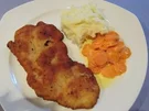 Rezept: Wiener Schnitzel mit Sahnemöhren und Kartoffelpüree Wiener Schnitzel mit Sahnemöhren und Kartoffelpüree - Rezept