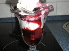 Eisbecher mit Beeren - Rezept