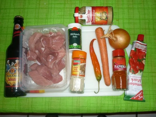 Braumeister-Gulasch mit Bärlauchspätzle - Rezept - Bild Nr. 2