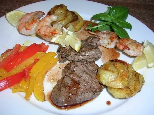Surf `n turf (Rinderfilet+Riesengarnelen+Kartoffeltürmchen) schnell, einfach und lecker - Rezept - Bild Nr. 3