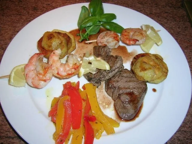 Surf `n turf (Rinderfilet+Riesengarnelen+Kartoffeltürmchen) schnell, einfach und lecker - Rezept - Bild Nr. 4