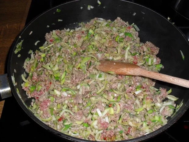 Nudeln gefüllt und gebraten - nach einem Rezept meiner Freunde aus China - Rezept - Bild Nr. 4