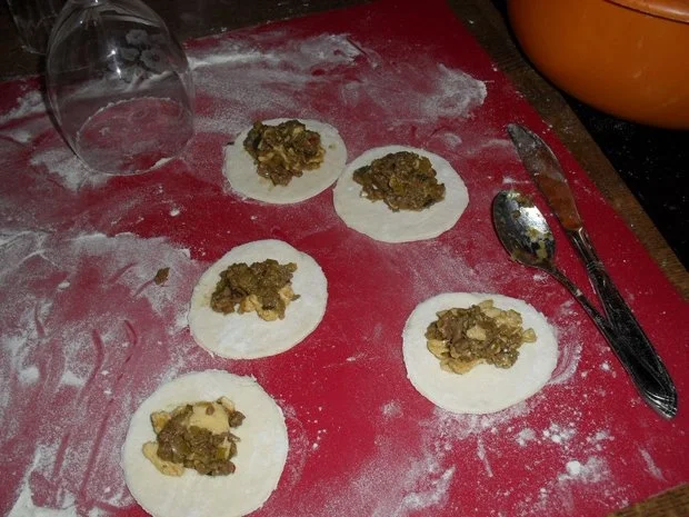 Nudeln gefüllt und gebraten - nach einem Rezept meiner Freunde aus China - Rezept - Bild Nr. 11