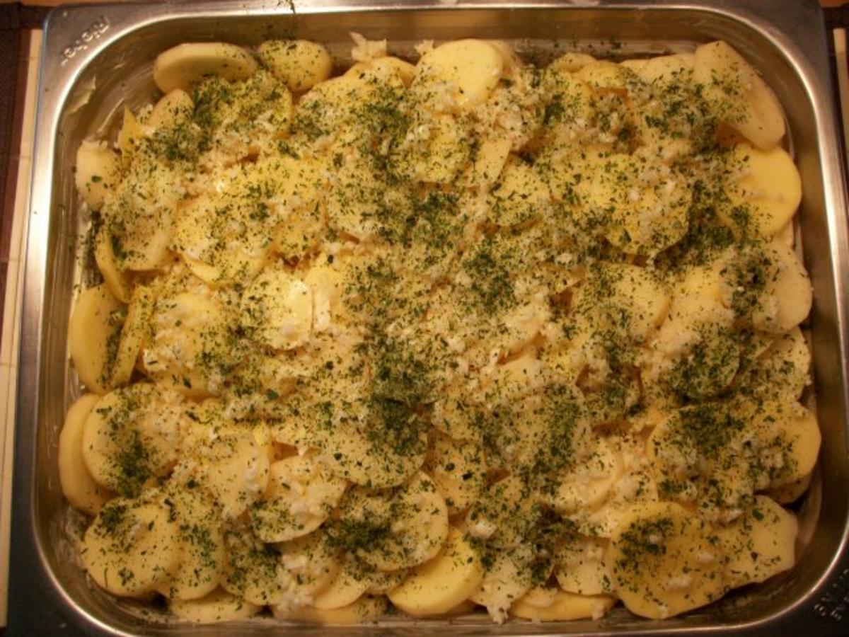 Knoblauch Kräuterkartoffeln - einfach - 139 kcal/100g Knoblauch Kräuterkartoffeln - einfach - 139 kcal/100g