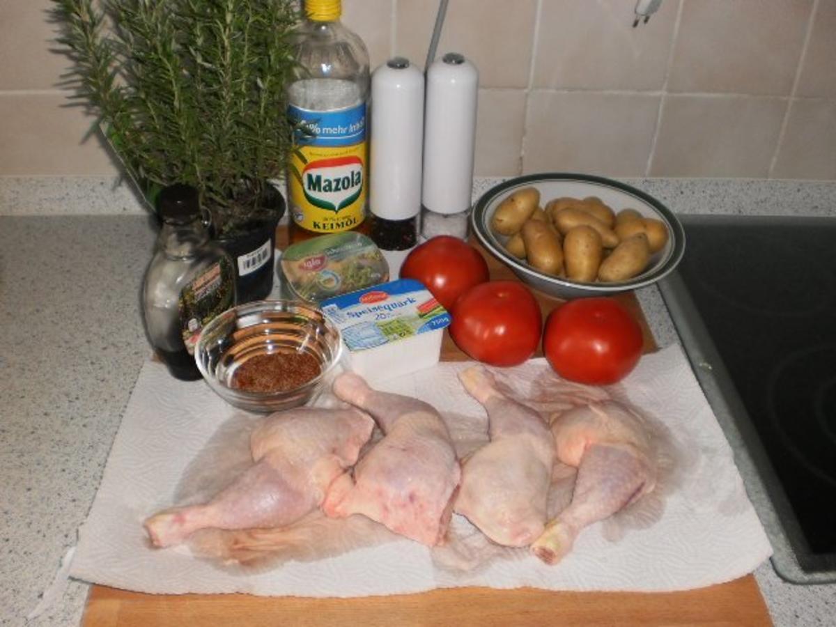 Hähnchenkeulen mit Rosmarin-Kartoffeln - Rezept - Bild Nr. 2