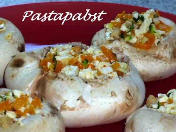 Rezept: Gefüllte Champignons Bild Nr. 3 Gefüllte Champignons - Rezept - Bild Nr. 3