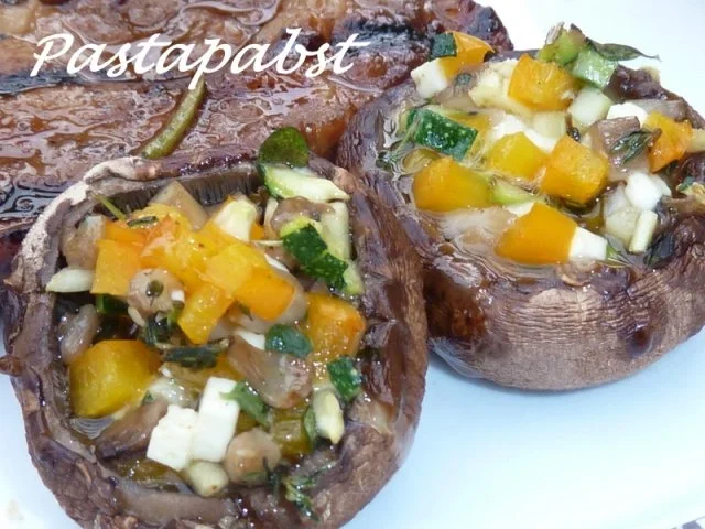 Rezept: Gefüllte Champignons Gefüllte Champignons - Rezept