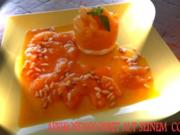 Aprikosen-Sorbet mit Minze auf seinem Compot und Pinienkerne - Rezept