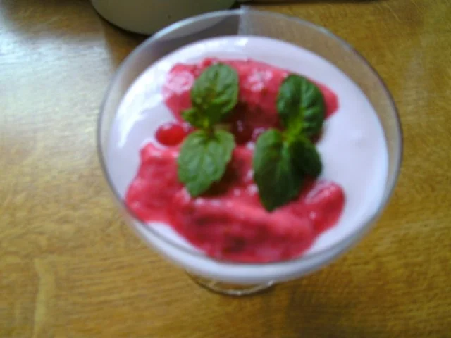 Rezept: geeiste Johannisbeeren mit Quark Bild Nr. 6 geeiste Johannisbeeren mit Quark - Rezept - Bild Nr. 6