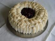 Kirsch – Baiser – Torte mit Rührteig - Rezept