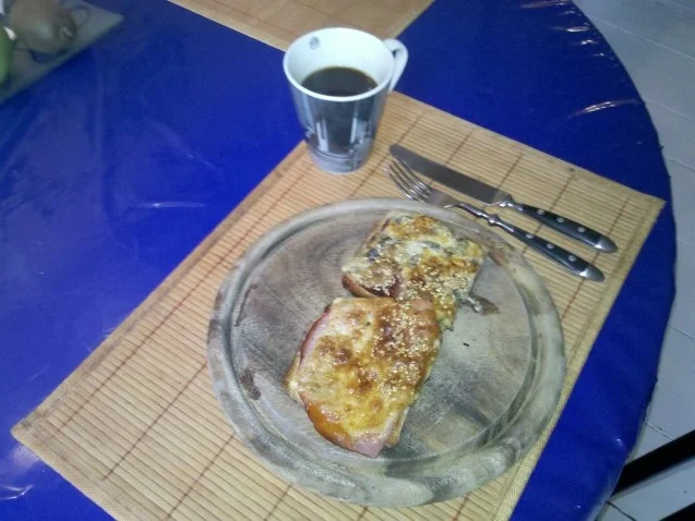 Frühstück: Überbackener Frühstückstoast - Rezept - Bild Nr. 9