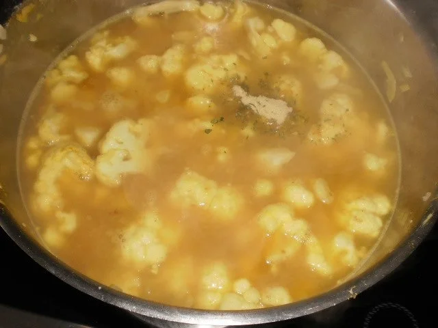 Blumenkohlsuppe mit Speckstreifen - Rezept - Bild Nr. 7