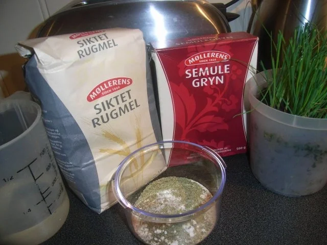 Rezept: BiNe` S KRÆUTERBAGUETTE Bild Nr. 2 BiNe` S KRÆUTERBAGUETTE - Rezept - Bild Nr. 2