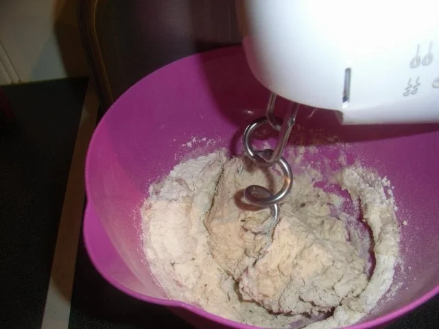 Rezept: BiNe` S KRÆUTERBAGUETTE Bild Nr. 4 BiNe` S KRÆUTERBAGUETTE - Rezept - Bild Nr. 4