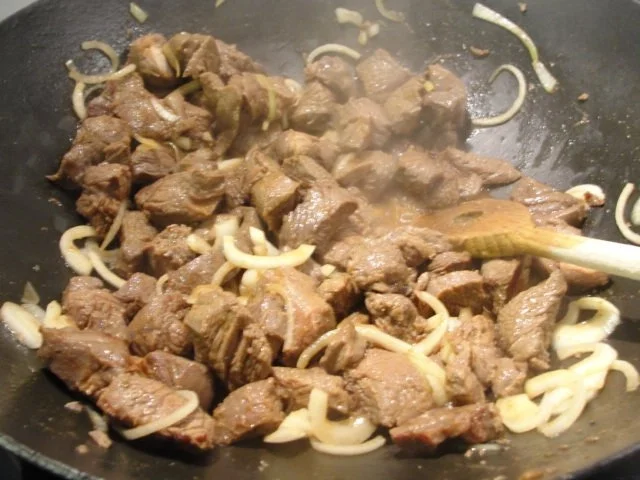 Rezept: Rahmgulasch Bild Nr. 4 Rahmgulasch - Rezept - Bild Nr. 4