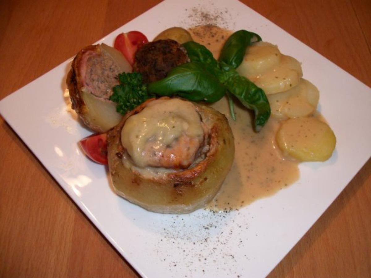 Kohlrabi gefüllt mit Hachfleisch und  Kochschinken Käse Haube...Salzkartoffeln u.Soße... - Rezept - Bild Nr. 5