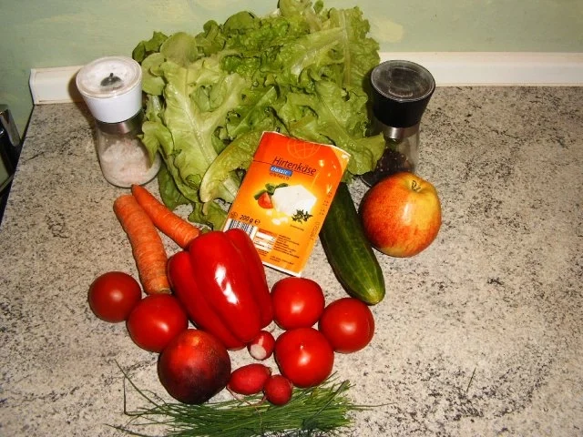 Salat mit warmen Hähnchenstreifen - Rezept - Bild Nr. 3