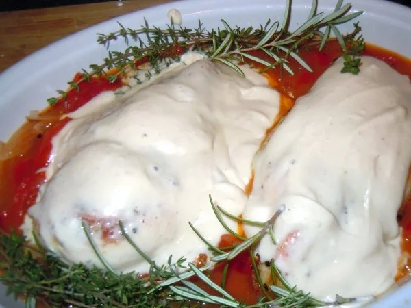 Rezept: Gorgonzola-Hähnchenbrust im Tomatenbett Bild Nr. 6 Gorgonzola-Hähnchenbrust im Tomatenbett - Rezept - Bild Nr. 6