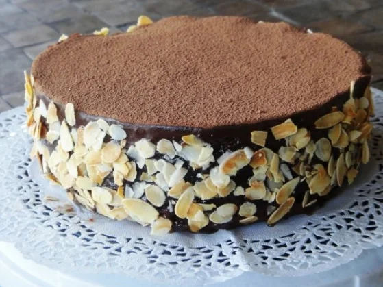 Schokoladen-Torte mit Johannisbeer-Gelée - Rezept - Bild Nr. 13