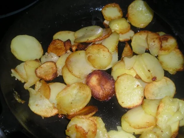 Jägerrostbraten mit Bratkartoffeln - Rezept - Bild Nr. 5