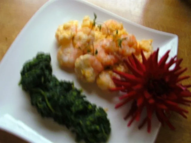 Garnelenschwänze mit Ei.. und Spinat - Rezept - Bild Nr. 3