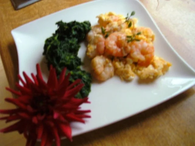 Garnelenschwänze mit Ei.. und Spinat - Rezept - Bild Nr. 4