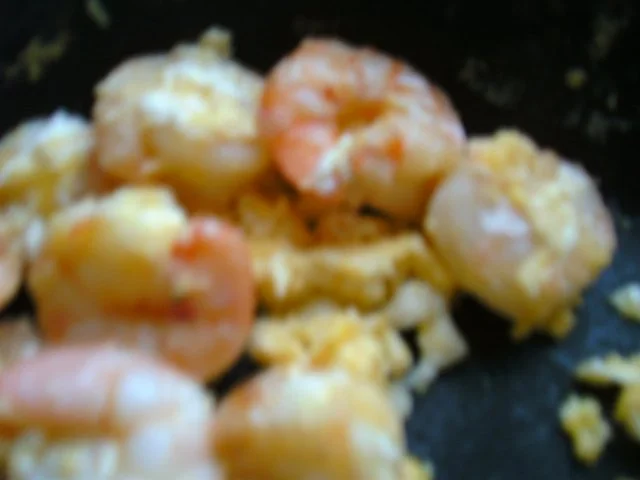 Garnelenschwänze mit Ei.. und Spinat - Rezept - Bild Nr. 6