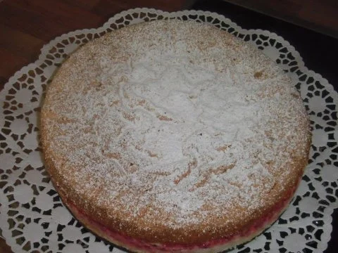 Rezept: Johannisbeer-Baiser-Torte Johannisbeer-Baiser-Torte - Rezept