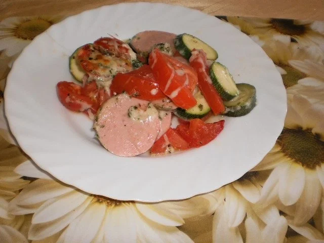 Zucchini-Gratin mit Wurst - Rezept