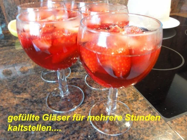 Dessert:   ERDBEER-WEIN-GELEE - Rezept - Bild Nr. 6