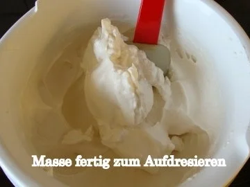 Baiser Törtchen mit Mascarpone Creme - Rezept - Bild Nr. 3
