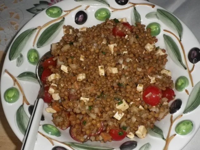 Linsensalat mit Schafskäse - Rezept