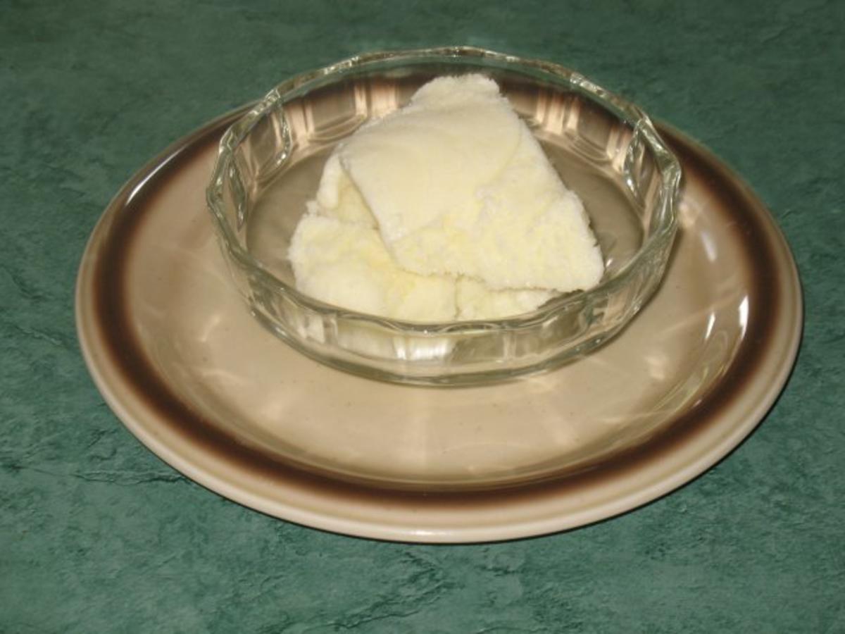 Dessert – Buttermilch-Sahne-Eis - Rezept