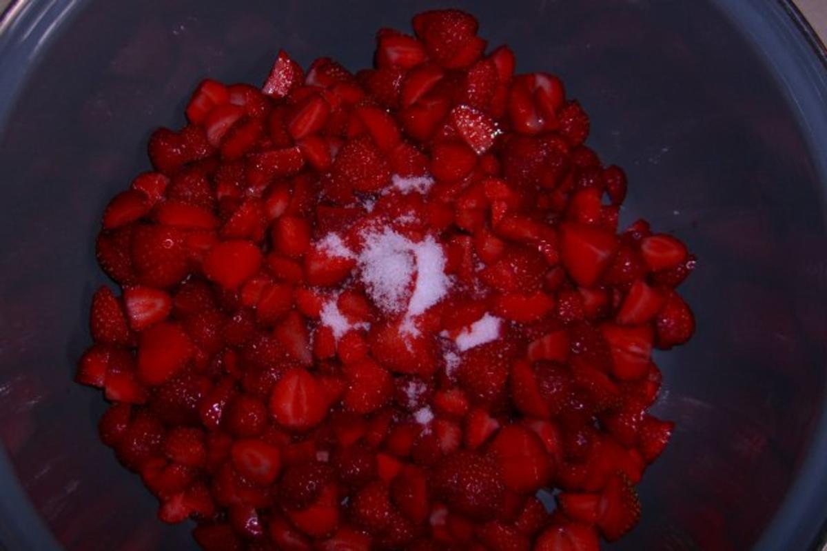 Erdbeer-Kokos-Marmelade - Rezept - Bild Nr. 2