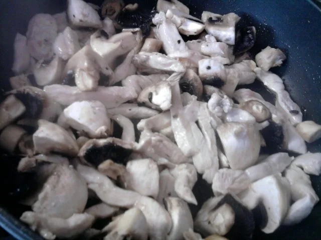 Rezept: Hähnchengeschnetzeltes mit Frischkäse Bild Nr. 4 Hähnchengeschnetzeltes mit Frischkäse - Rezept - Bild Nr. 4