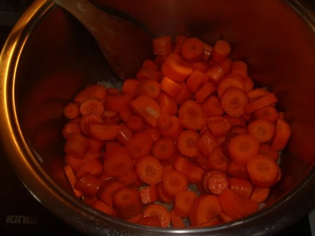 Möhren-Ingwer-Suppe - Rezept - Bild Nr. 2