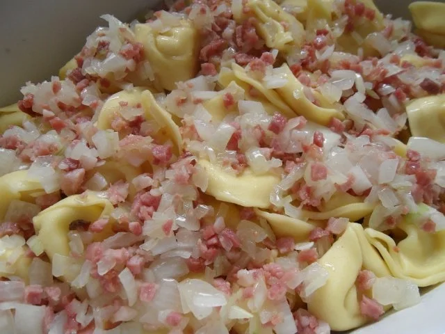 Tortellini-Auflauf „Rot-Weiß” - Rezept - Bild Nr. 11