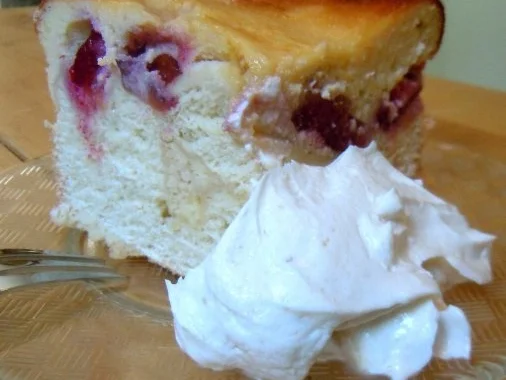 Rezept: Pflaumenkuchen mit Marzipanguss Pflaumenkuchen mit Marzipanguss - Rezept