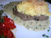 Falsches Ochsenfilet mit Kartoffel-Meerettich-Kruste und Schnittlauchsauce (Hausmannskost) - Rezept